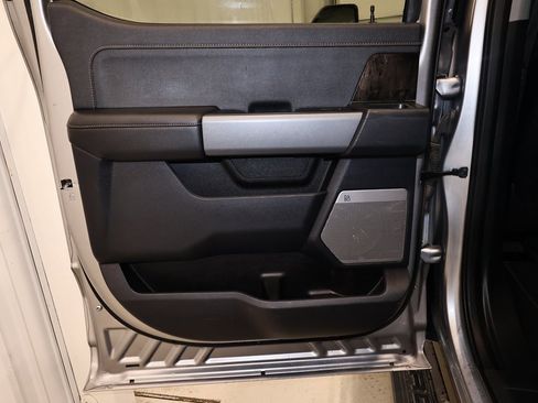 Used 2024 Ford F350 Lariat w/ Lariat Ultimate Package image 12