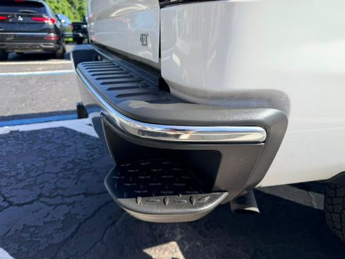 Used 2018 Chevrolet Silverado 1500 LT w/ Trailering Package AWD/4WD image 12