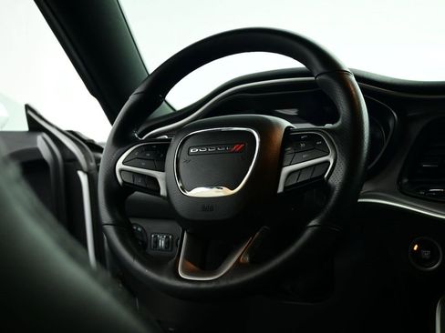 Used 2019 Dodge Challenger R/T w/ Plus Package image 13