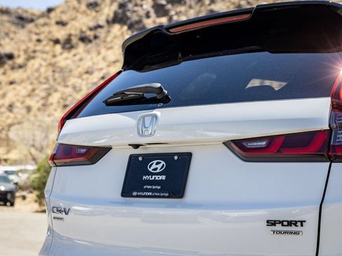 Used 2025 Honda CR-V Sport Touring image 11