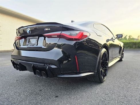 Used 2021 BMW M4 Coupe w/ Executive Package image 10