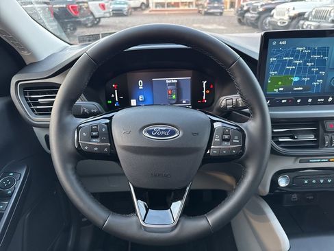 New 2026 Ford Escape Active w/ Tech Pack #1 AWD/4WD image 10