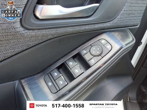 Used 2021 Nissan Rogue SV AWD/4WD image 16