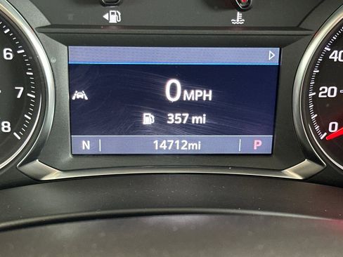 Used 2024 GMC Terrain AT4 w/ Tech Package image 27