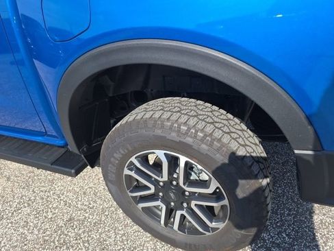 Used 2025 Ford Ranger Lariat RWD image 7