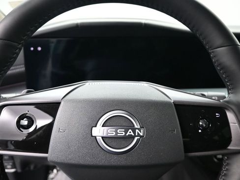 Used 2025 Nissan Murano SL AWD/4WD image 10