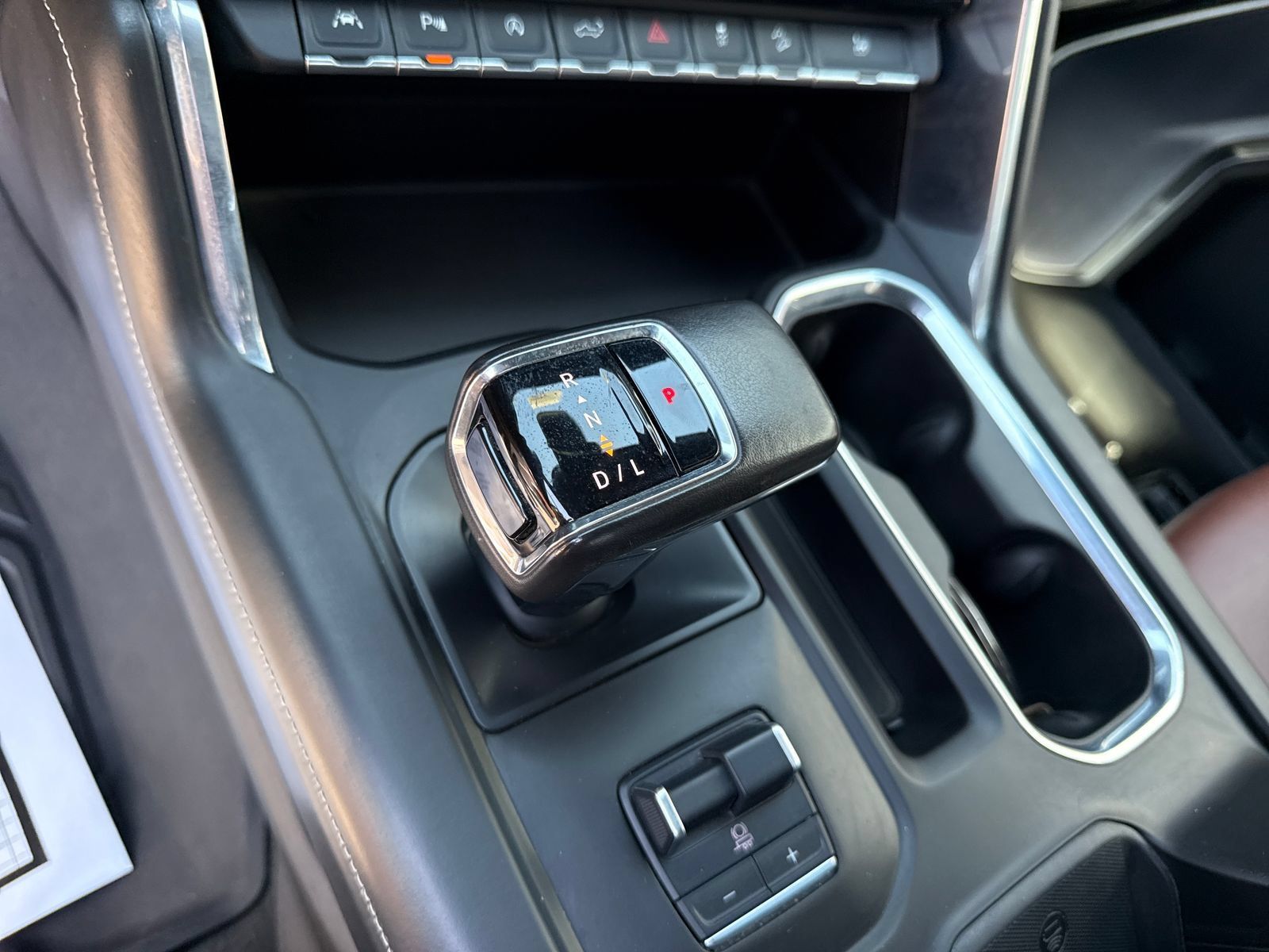 Used 2022 GMC Sierra 1500 Denali Ultimate AWD/4WD image 24