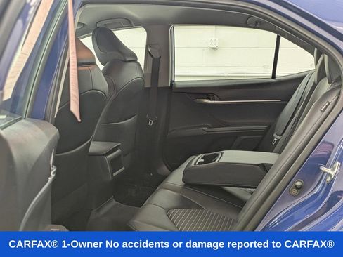 Used 2023 Toyota Camry SE FWD image 11