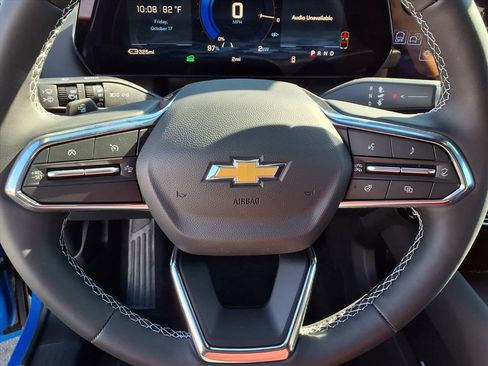 New 2026 Chevrolet Equinox EV LT image 12