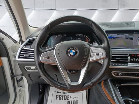 Used 2022 BMW X7 xDrive40i w/ Premium Package image 13