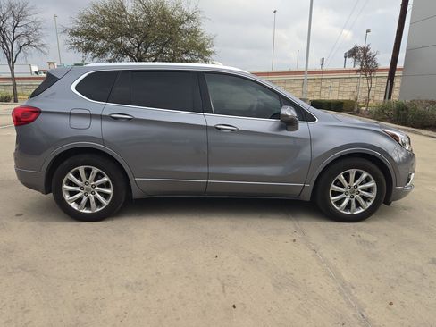 Used 2020 Buick Envision Essence image 2