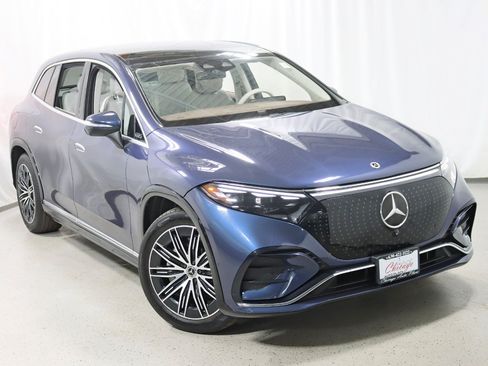 Used 2023 Mercedes-Benz EQS 450+ 4MATIC SUV w/ AMG Line Exterior Package image 6
