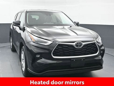 Certified 2025 Toyota Highlander LE image 11