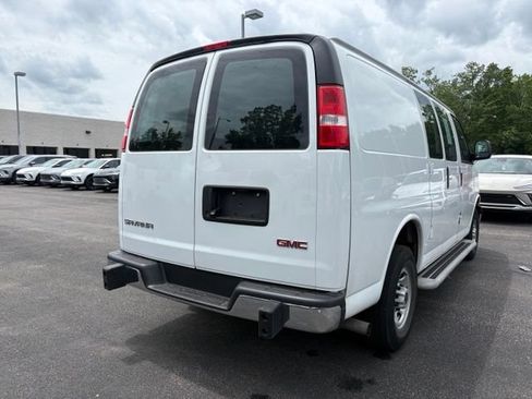 Used 2024 GMC Savana 2500 w/ Driver Convenience Package RWD image 5