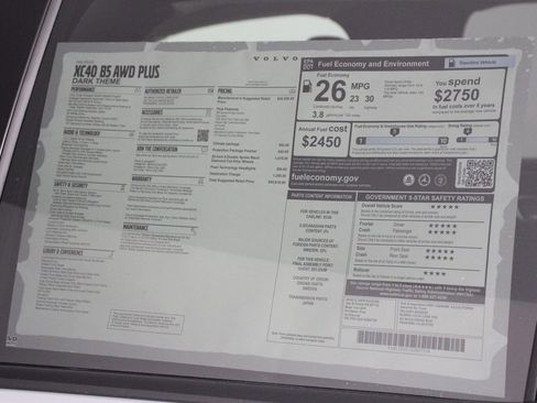 New 2025 Volvo XC40 B5 Plus w/ Protection Package Premier image 18