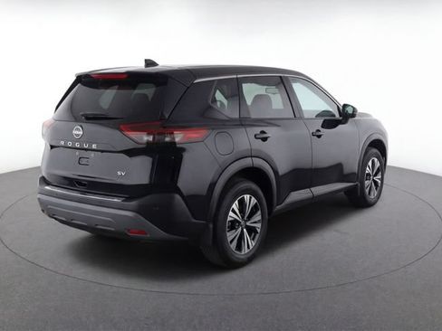Used 2023 Nissan Rogue SV FWD image 4