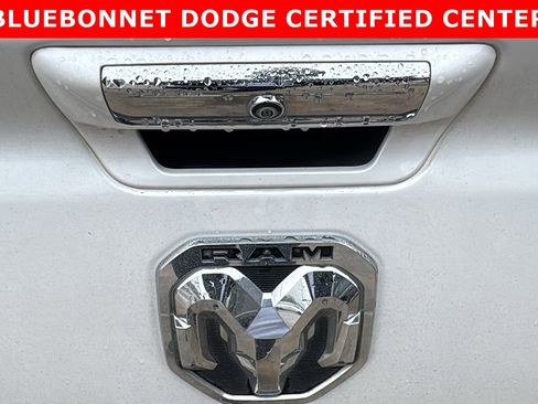 Used 2019 RAM 1500 Laramie AWD/4WD image 19