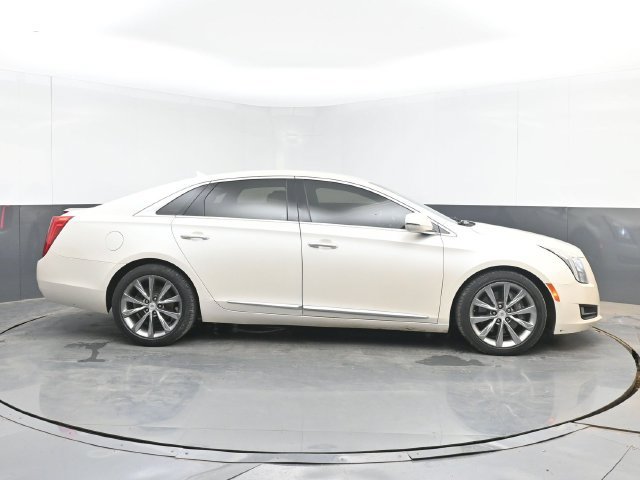 Used 2013 Cadillac XTS FWD image 11