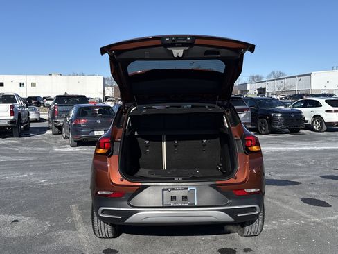 Used 2021 Buick Encore GX Preferred w/ Cold Weather Comfort Package image 11
