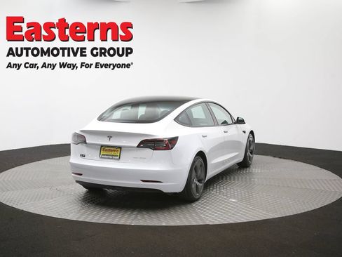 Used 2022 Tesla Model 3 AWD/4WD image 34