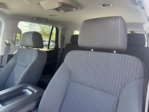 Used 2017 Chevrolet Tahoe LS image 12