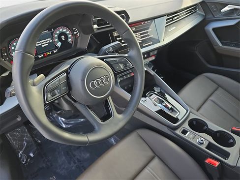 Used 2025 Audi A3 2.0T Premium image 18