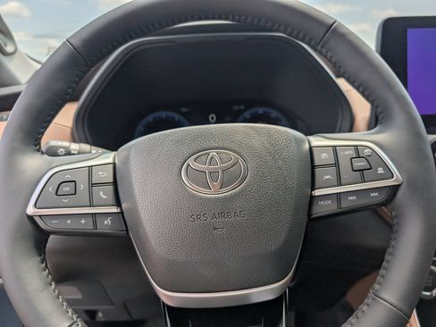 New 2026 Toyota Grand Highlander AWD image 20