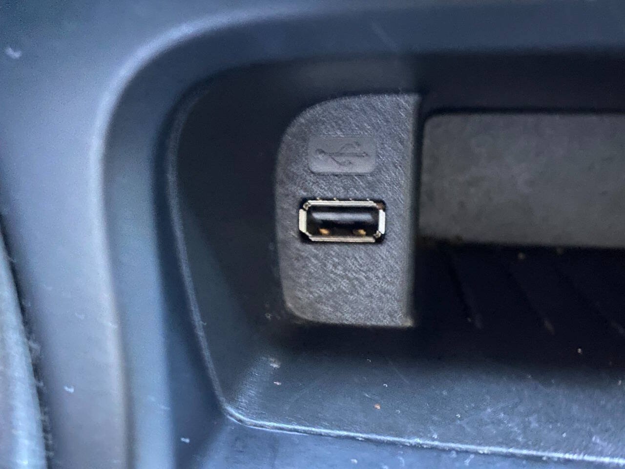 Used 2017 Ford Focus SEL FWD image 33