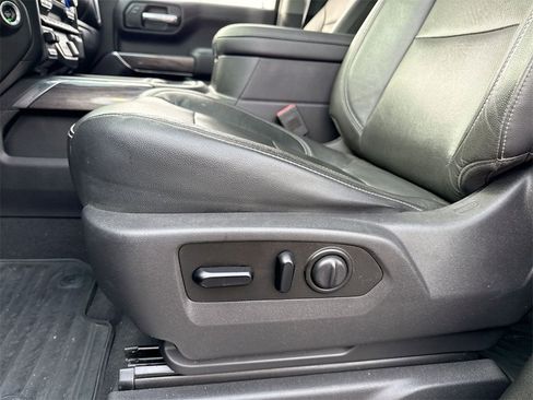 Used 2019 Chevrolet Silverado 1500 LTZ w/ LTZ Premium Package image 12