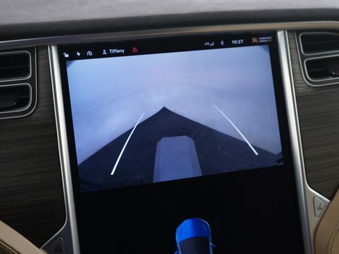 Used 2016 Tesla Model X Performance image 30