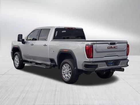 Certified 2020 GMC Sierra 3500 SLT w/ Gooseneck/5TH Wheel Package AWD/4WD image 4