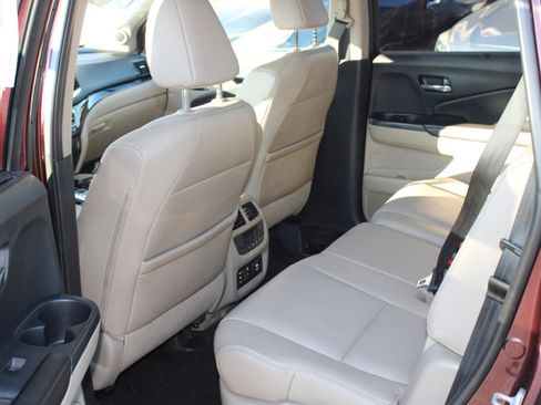 Used 2016 Honda Pilot Touring image 9