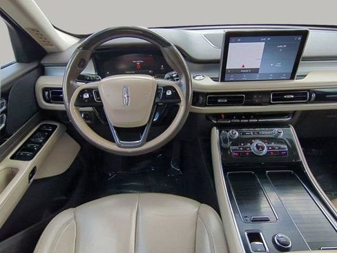 Used 2021 Lincoln Aviator 2WD image 24