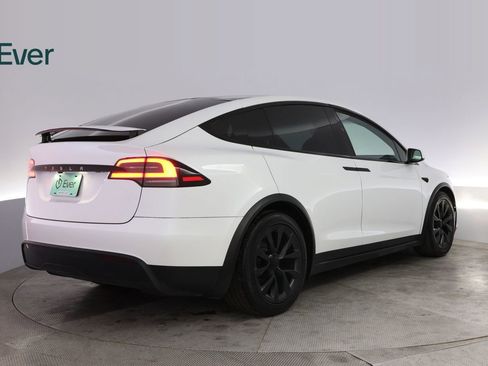Used 2023 Tesla Model X AWD/4WD image 3