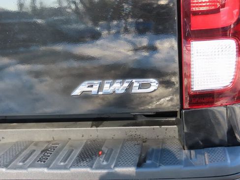 Used 2017 Honda Ridgeline Black Edition image 8