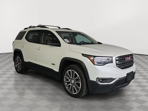 Used 2017 GMC Acadia SLT AWD/4WD image 2
