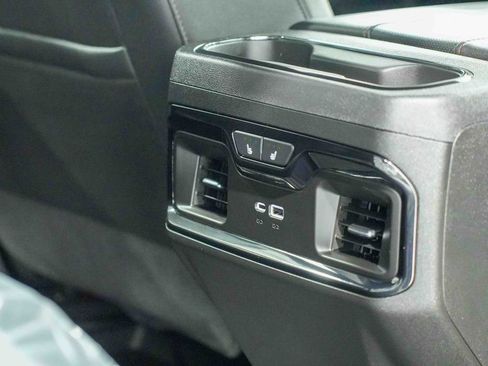 Used 2026 GMC Sierra 2500 AT4 w/ AT4 Premium Plus Package image 24