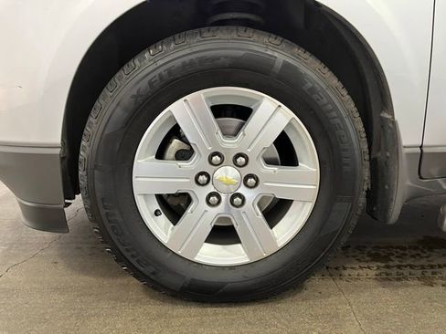 Used 2010 Chevrolet Traverse LT w/ LPO, 'HIT The Road' Package image 21
