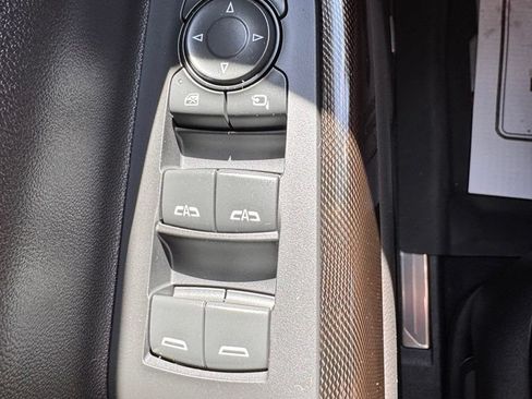 Used 2023 GMC Acadia AT4 w/ Technology Package AWD/4WD image 27