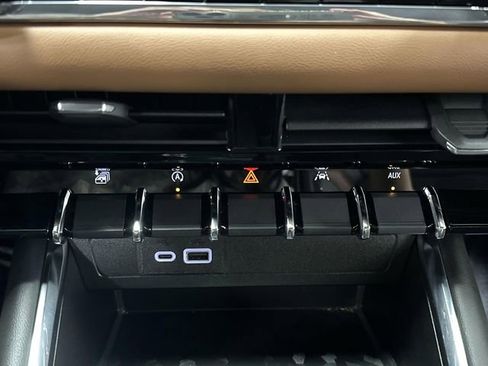 Used 2023 GMC Canyon AT4 image 26