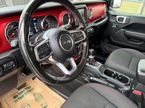 Used 2021 Jeep Wrangler Rubicon w/ LED Lighting Group image 12