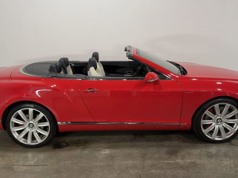 Used 2015 Bentley Continental GT image 13