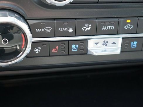 New 2026 Ford F250 Lariat w/ Chrome Package image 6