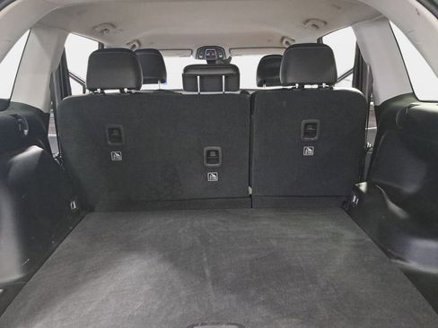 Used 2023 Jeep Grand Cherokee Limited image 12