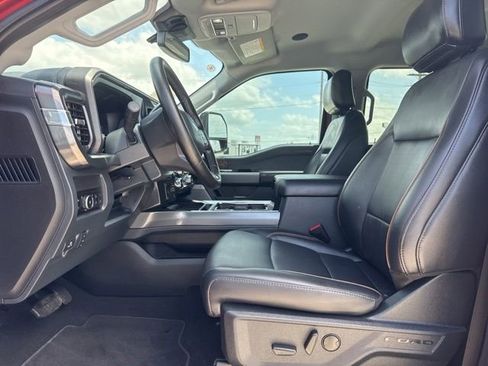 Used 2025 Ford F250 Lariat w/ Lariat Ultimate Package AWD/4WD image 2