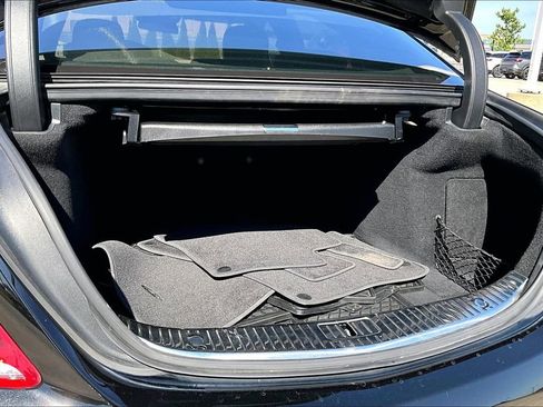 Used 2016 Mercedes-Benz S 550 4MATIC Sedan image 33