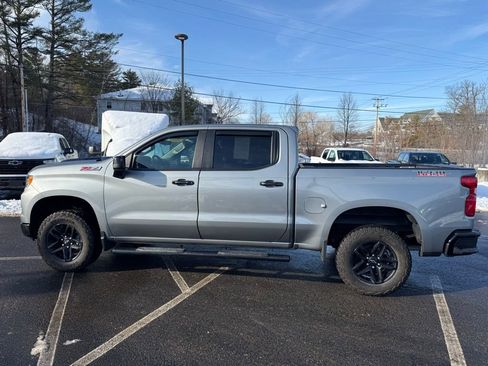 Used 2023 Chevrolet Silverado 1500 LT Trail Boss w/ Convenience Package II image 8