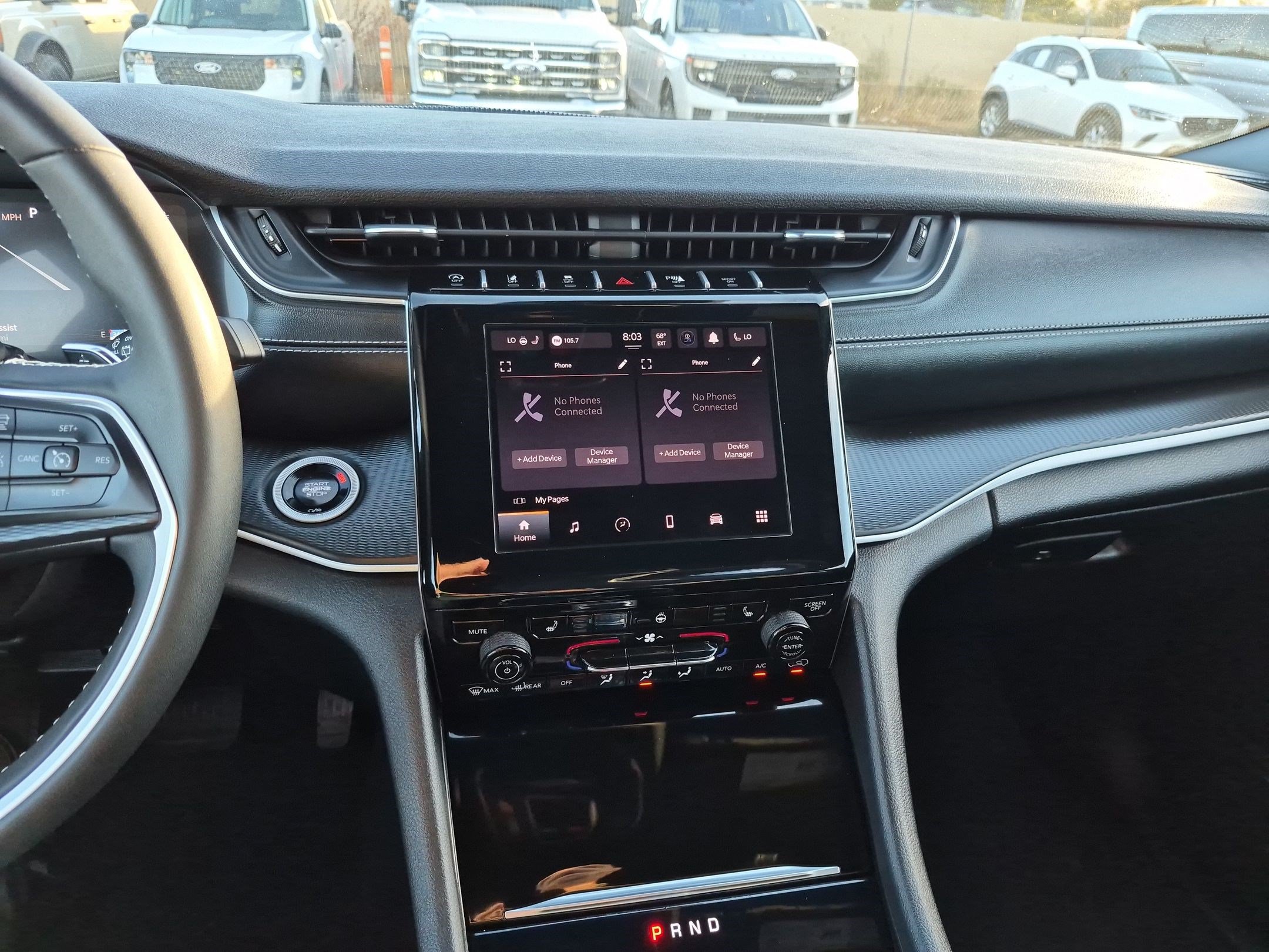 Used 2025 Jeep Grand Cherokee Altitude AWD/4WD image 27