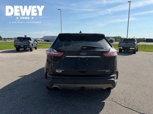 Used 2020 Ford Edge Titanium w/ Equipment Group 301A AWD/4WD image 9
