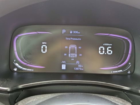 Certified 2023 Kia Soul LX w/ Option Group 015 FWD image 34